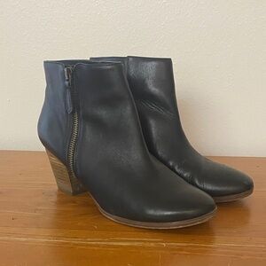 Crown Vintage Black Leather Ankle Booties